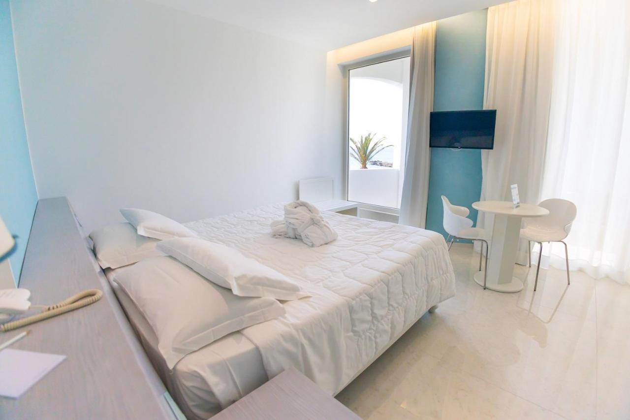 Hotel Grand Costa Brada