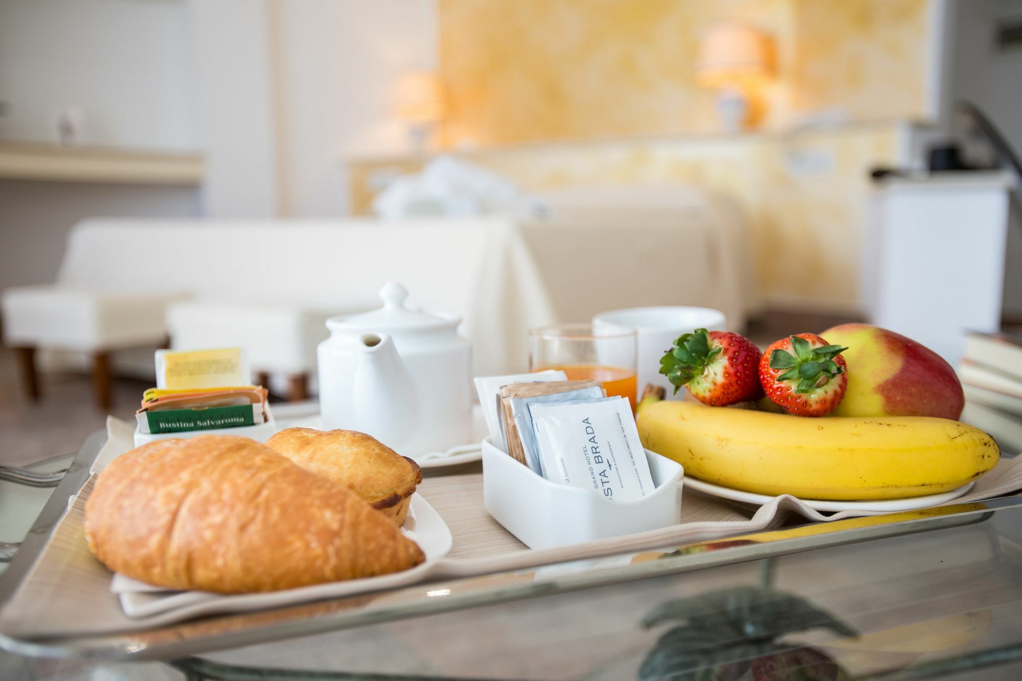 Hotel Grand Costa Brada